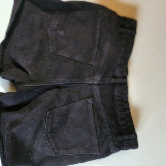 Short - Picture 3 of 3